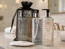 Beauty-Day Italy gift set with shampoo, shower gel, and soap dispenser and scrub sponge