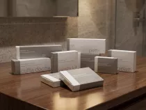 Smart line shower cap in a box