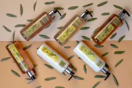 Present More courtesy line dispensers: practical, elegant and functional solutions to improve hospitality.