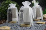 Set neutri per hotel e spa Present More: prodotti naturali delicati per accoglienza professionale e sostenibile.