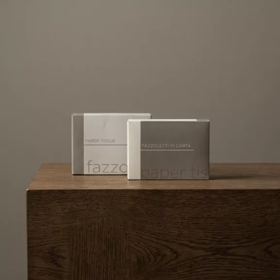 Smart line handkerchief set in a box